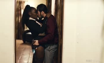 الشهيرة بخ جميل أوسا عبر بيلا